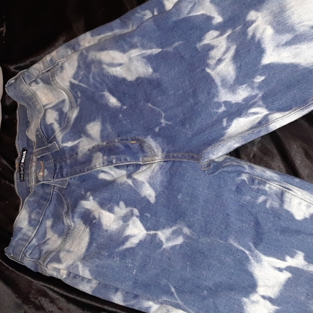 Fashion Nova jeans